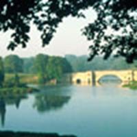 Blenheim Palace lake