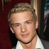 Freddie Stroma